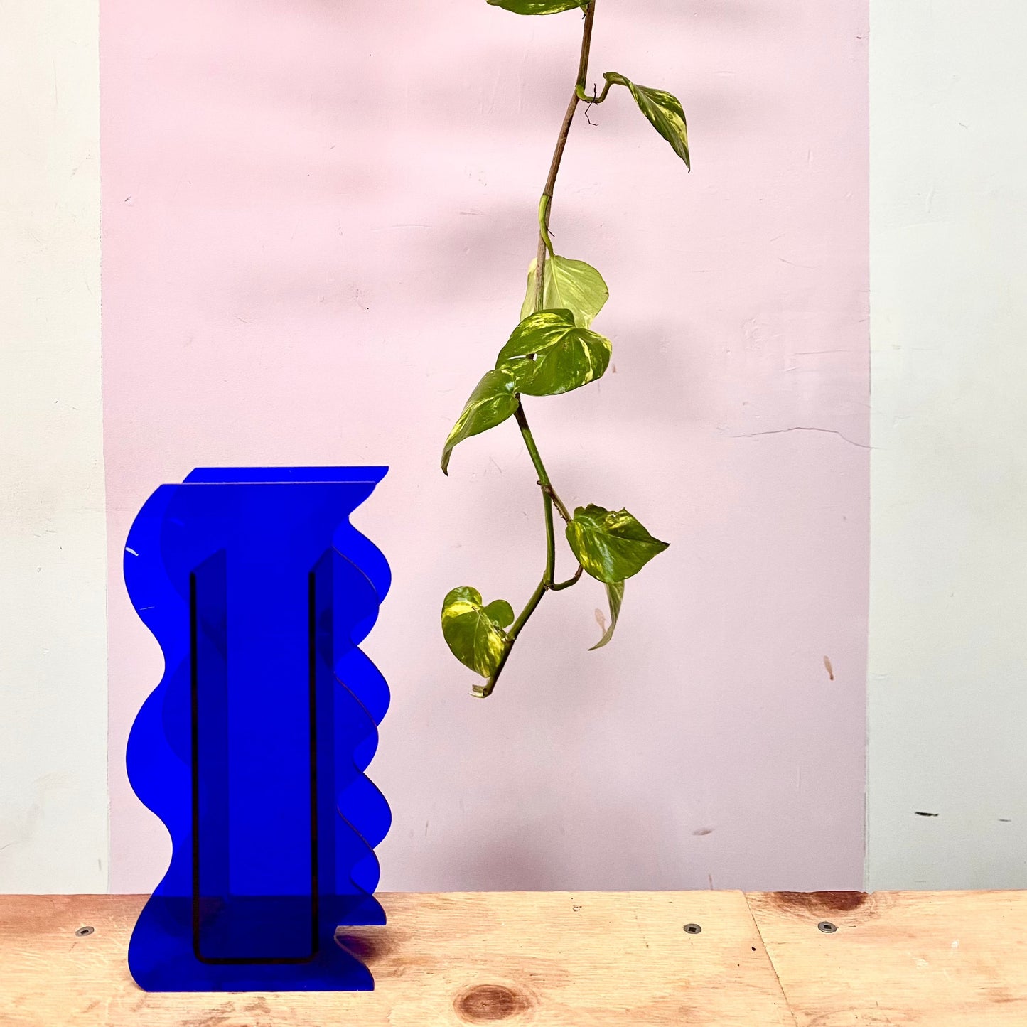 Acrylic Wave Vase