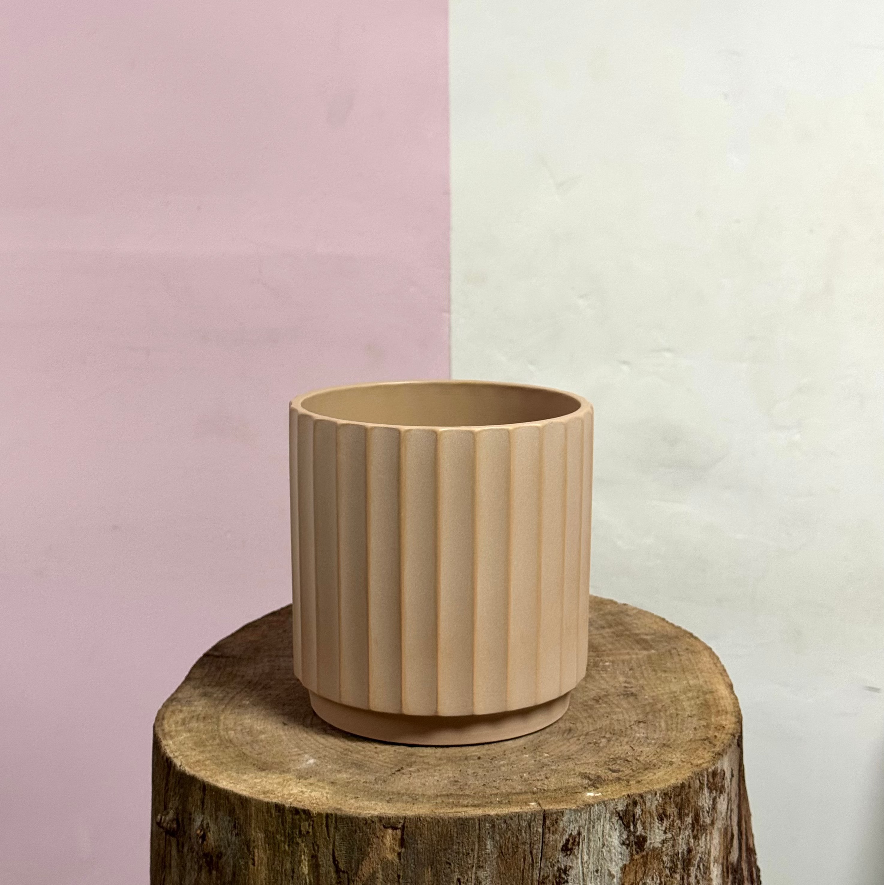 Cedar Pot - Clay