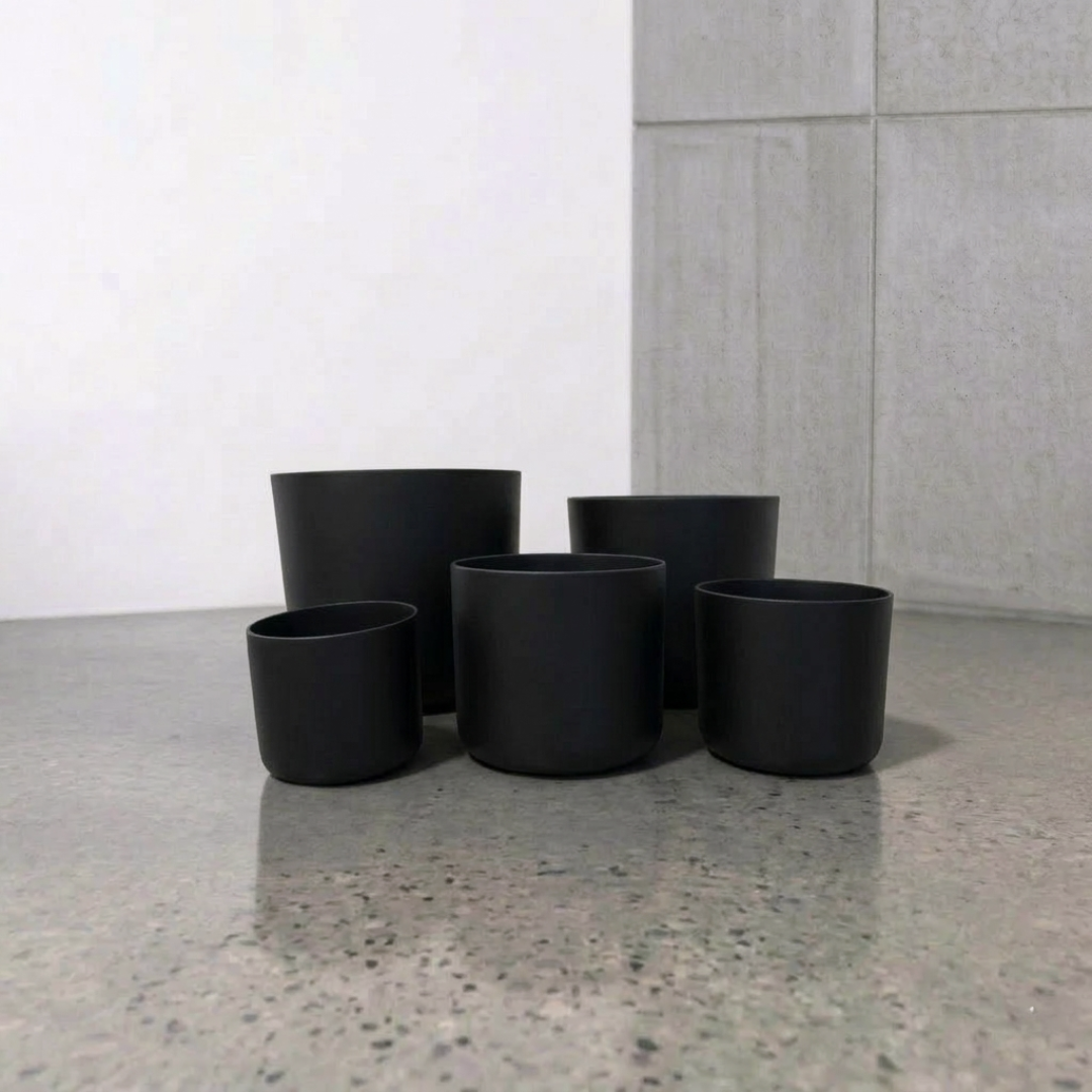 Mia Pot - Black
