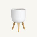 Gardenlite Egg Planter Stand - White – showing pot detail and finish