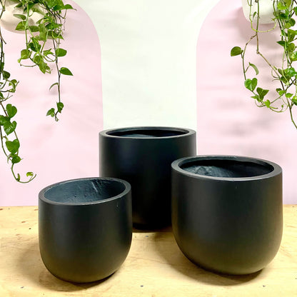 Urban Egg Pot in Black